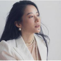 Queen of Binance