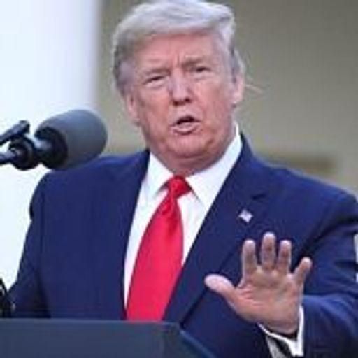 川普踏马拉盘了